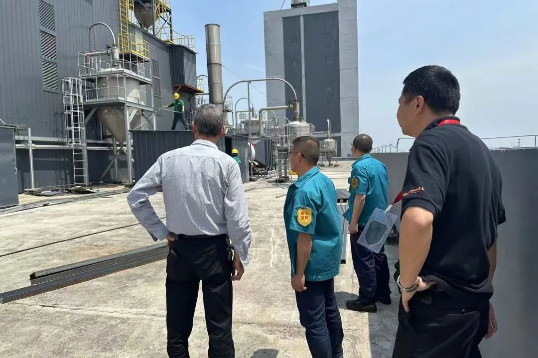 Ang Changshu Polyester ay Nagdadala ng Mga Inspeksyon sa Kaligtasan Bago ang Mayo Day Holiday